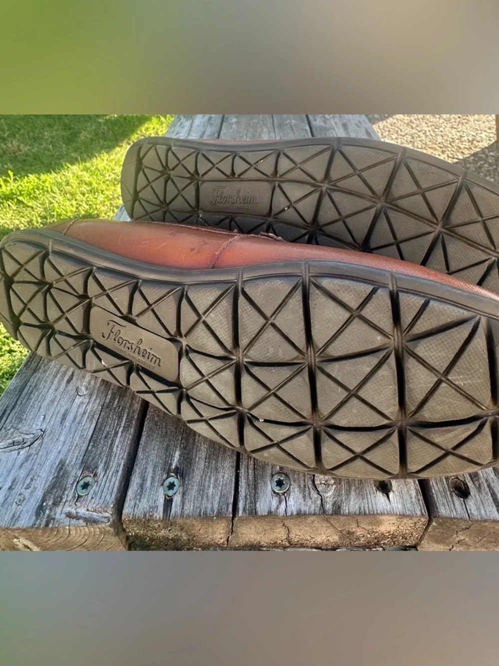 Florsheim key features